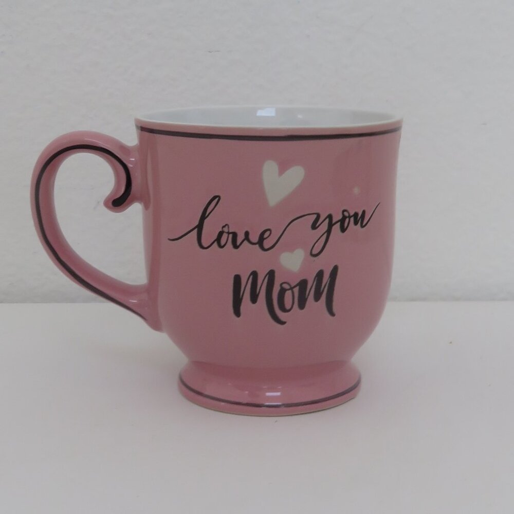 Spectrum designz "Love you mom" mug